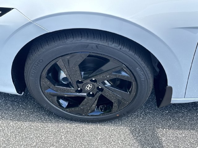 New 2026 Hyundai Elantra Sport FWD image 13