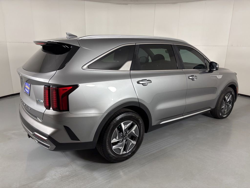 Used 2021 Kia Sorento EX image 8