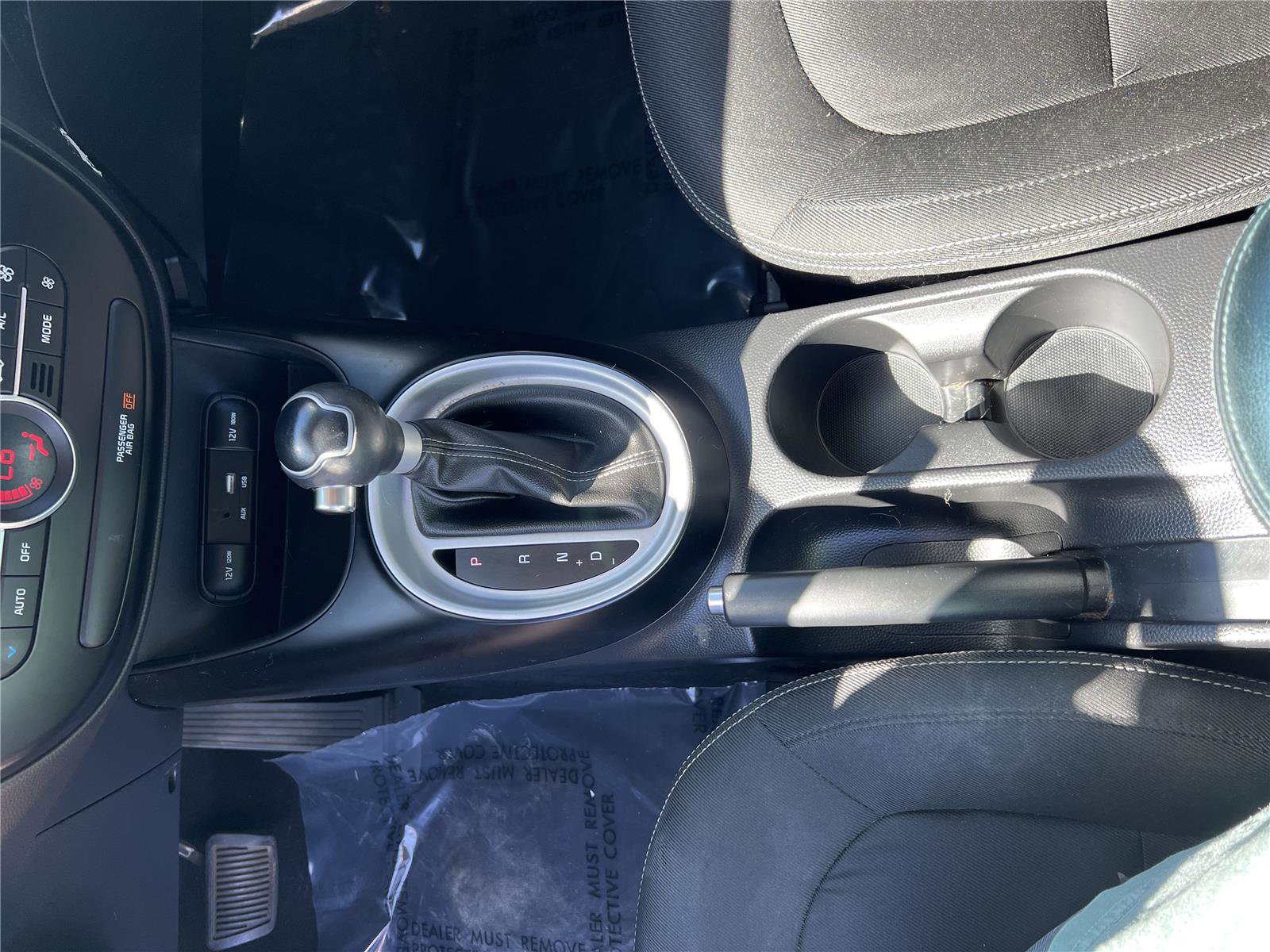 Used 2017 Kia Soul + FWD image 14