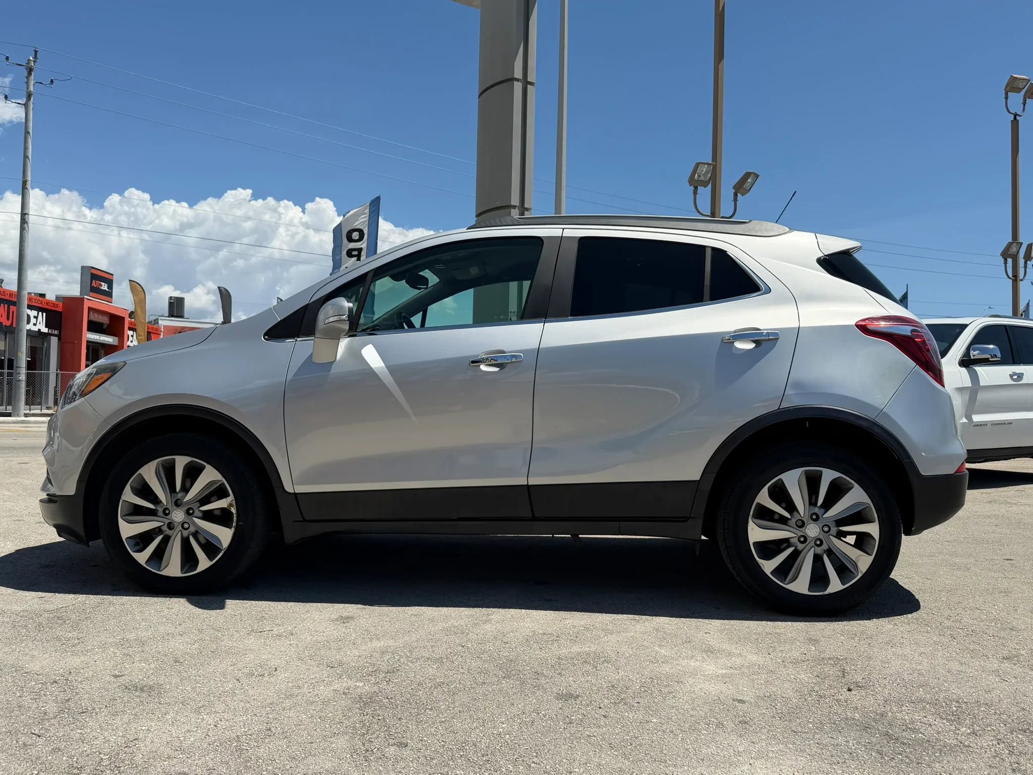 Used 2017 Buick Encore Preferred FWD image 9