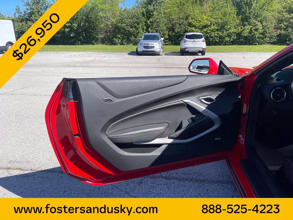 Used 2022 Chevrolet Camaro LT w/ Technology Package RWD image 14