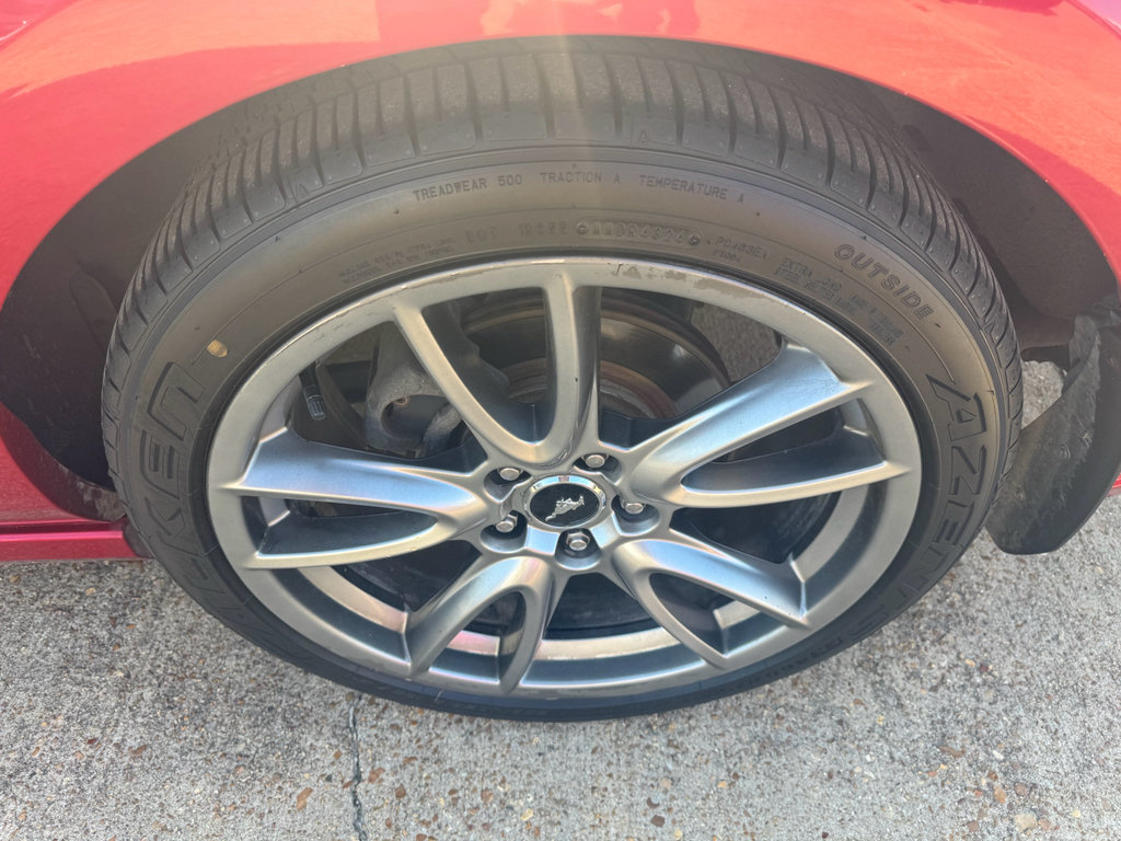 Used 2013 Ford Mustang GT Premium w/ Brembo Brake Pkg RWD image 10