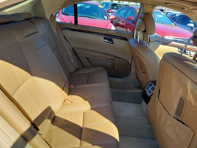 Used 2008 Mercedes-Benz S 550 4MATIC image 10