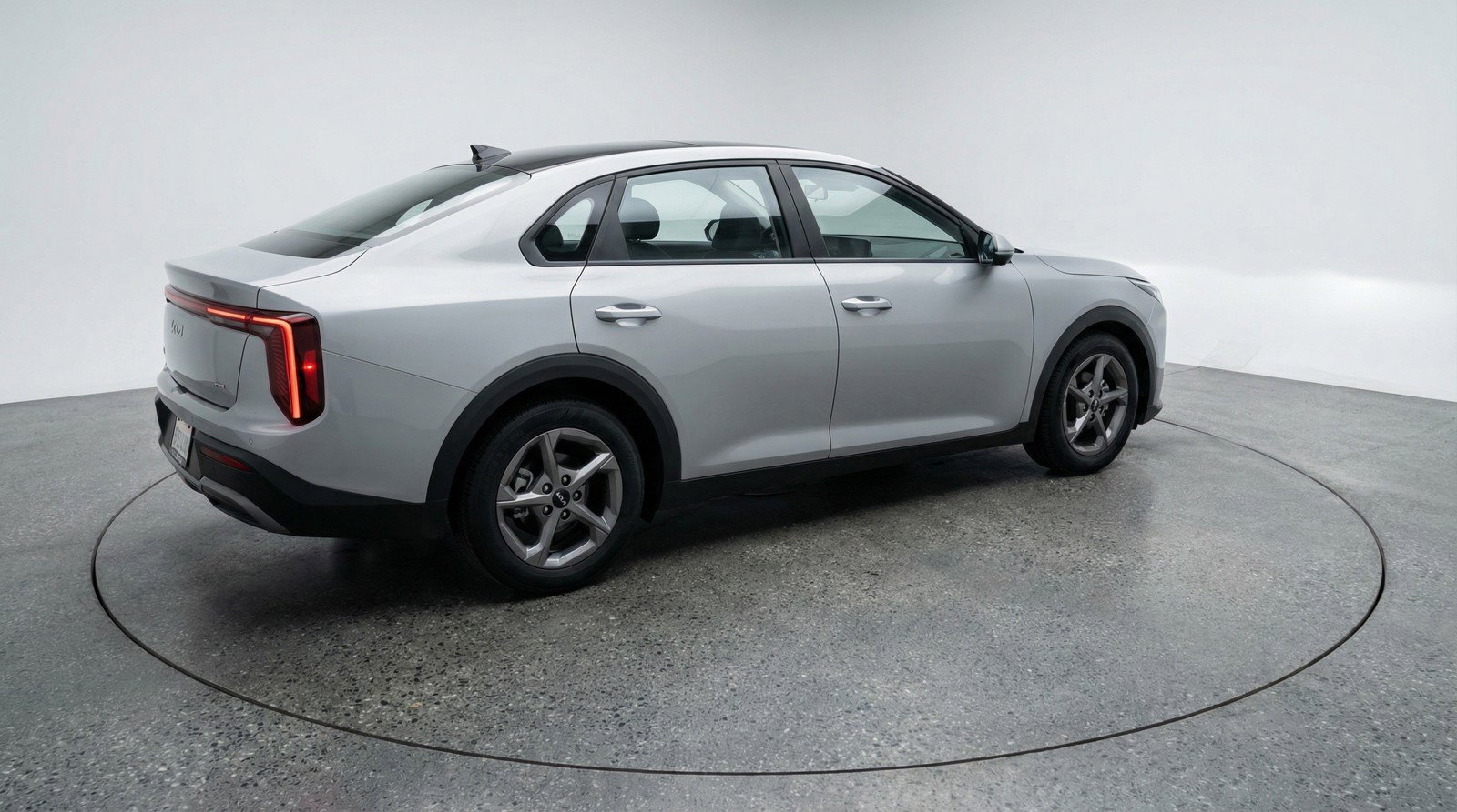 Used 2025 Kia K4 LXS image 9