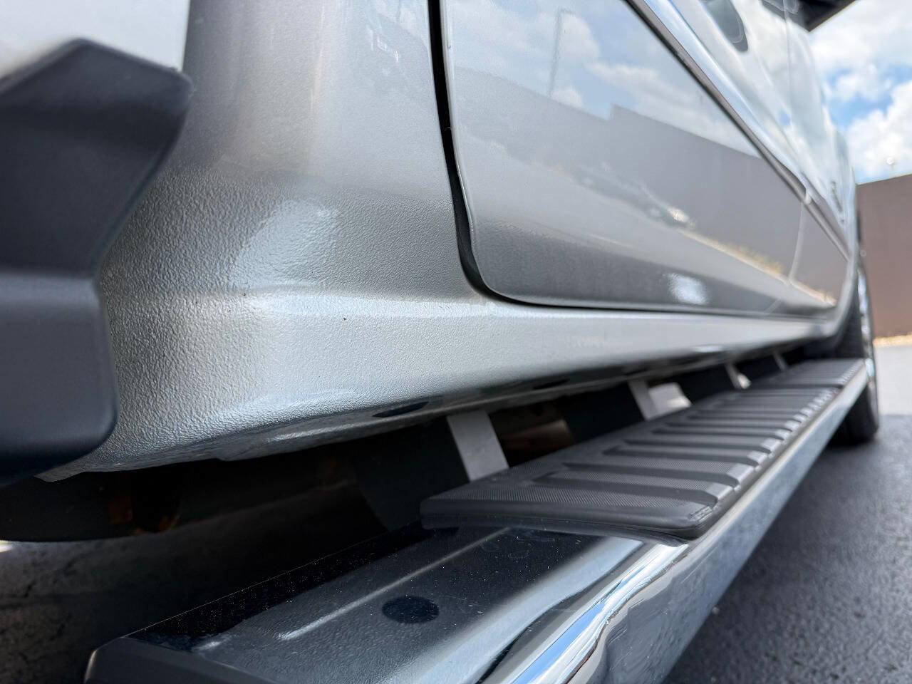 Used 2018 GMC Sierra 1500 SLT image 11