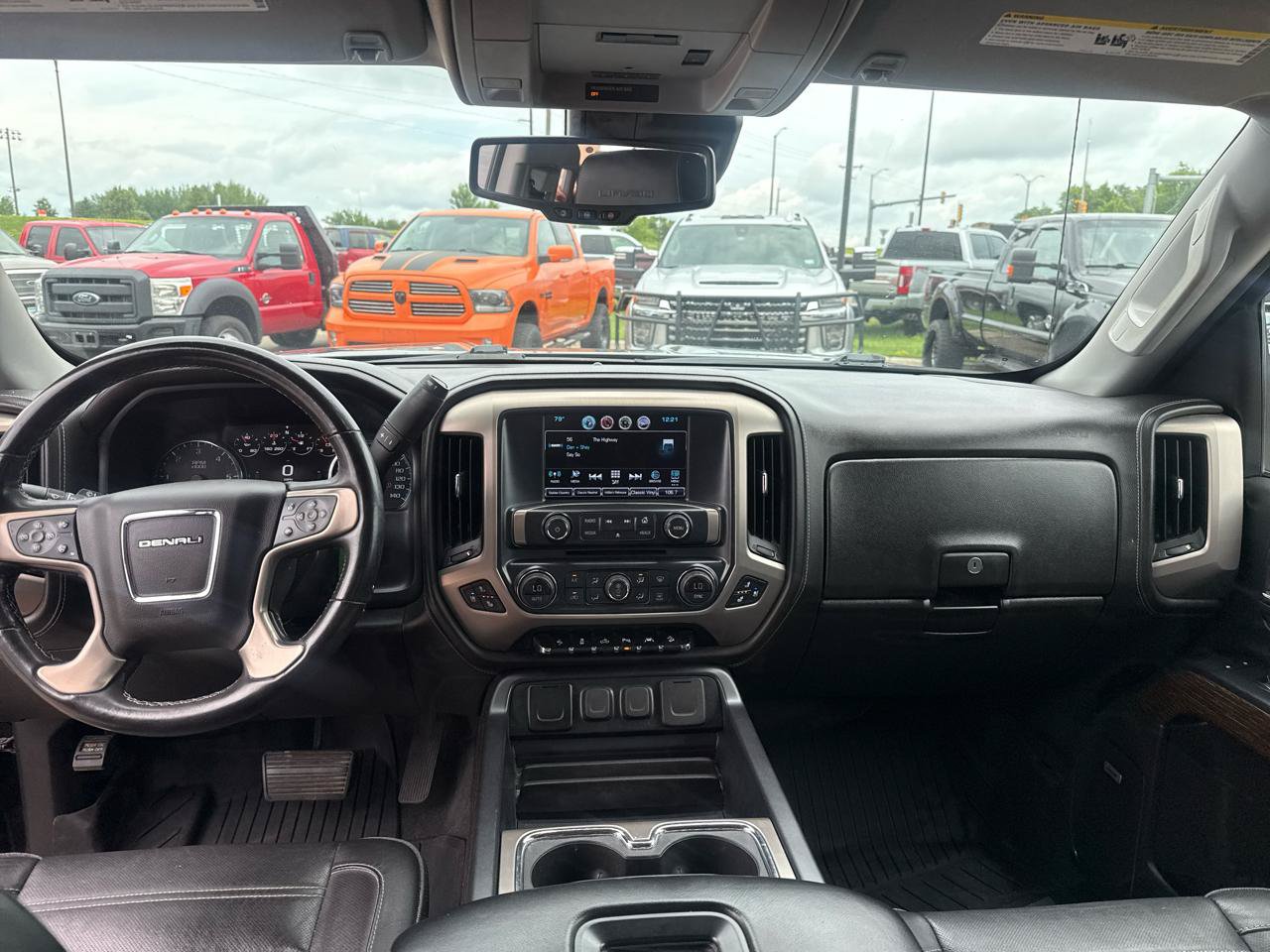 Used 2018 GMC Sierra 1500 Denali AWD/4WD image 27