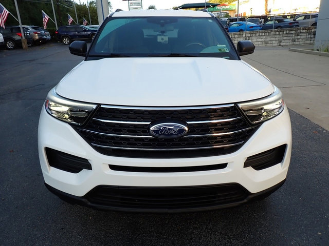 Used 2020 Ford Explorer XLT image 8