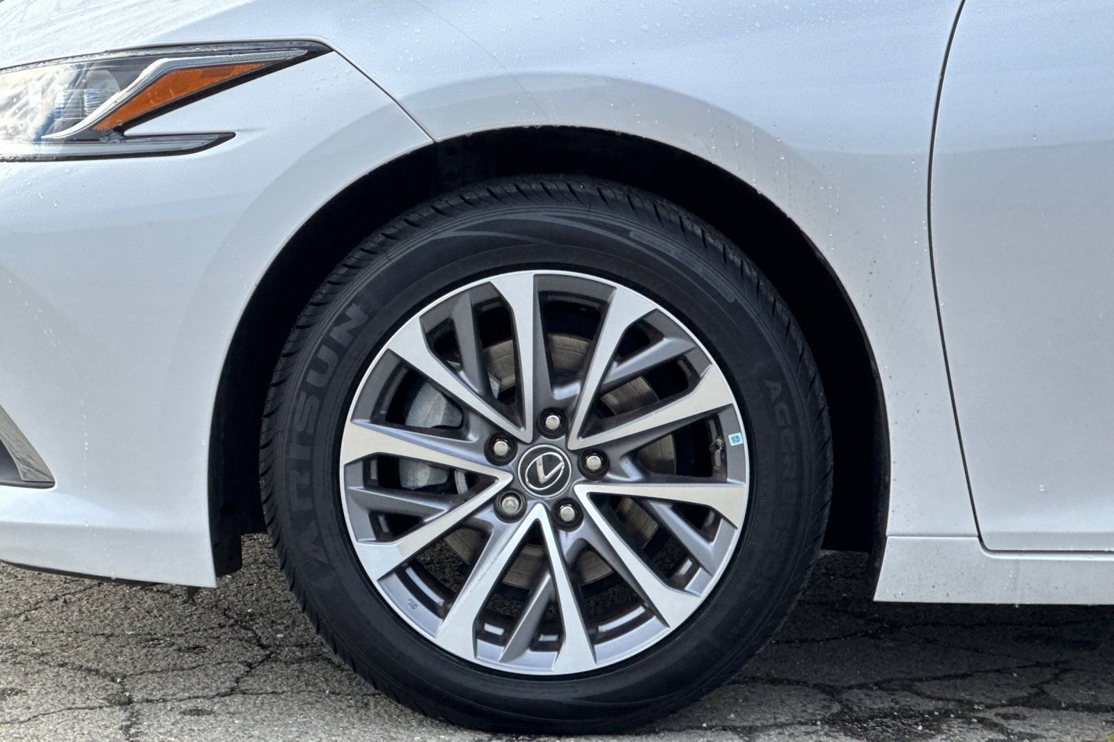 Used 2022 Lexus ES 250 250 w/ Accessory Package 2 image 23