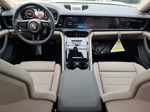 New 2026 Porsche Panamera 4 image 16