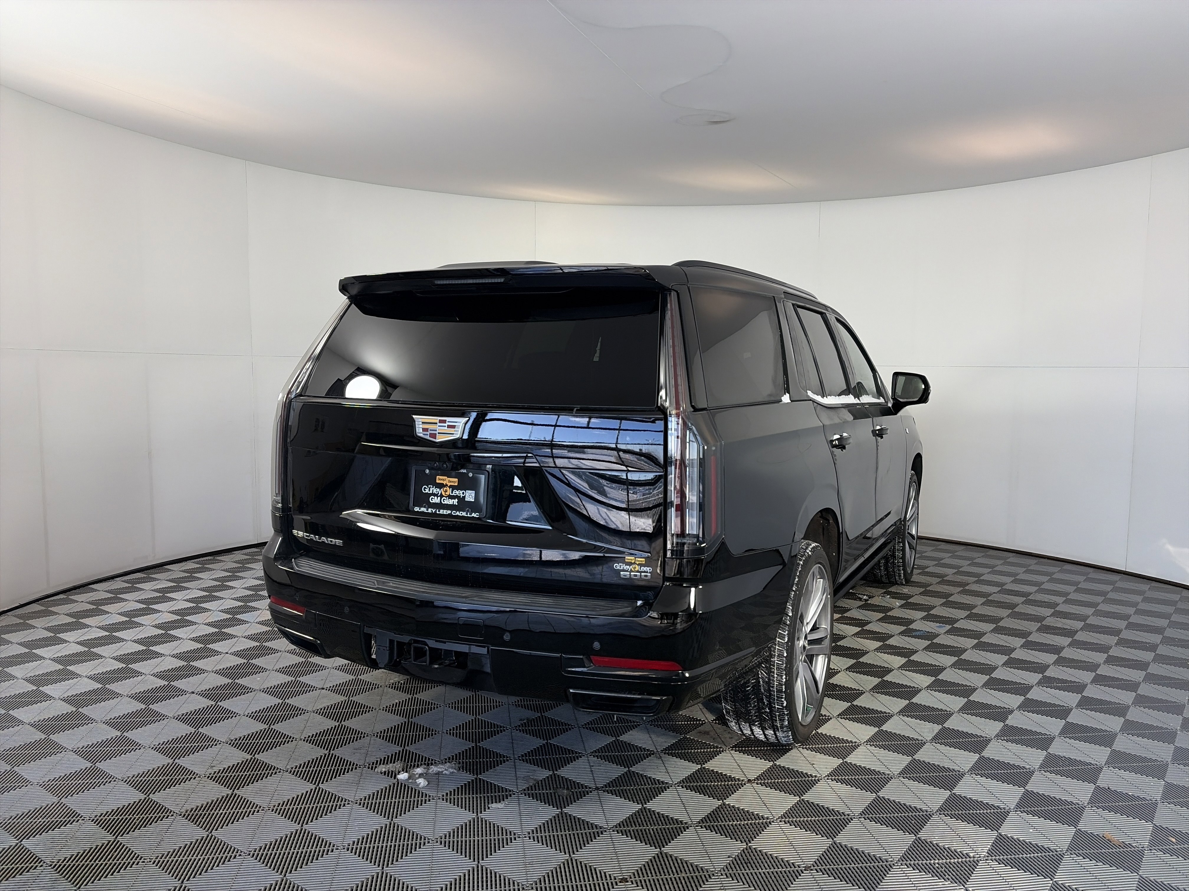 Used 2025 Cadillac Escalade Sport Platinum image 11