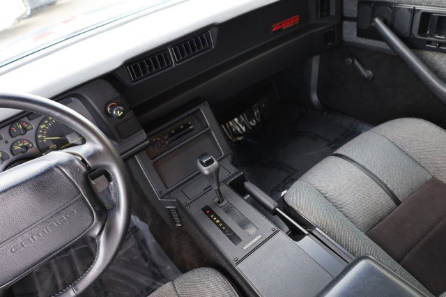 Used 1990 Chevrolet Camaro IROC-Z RWD image 30