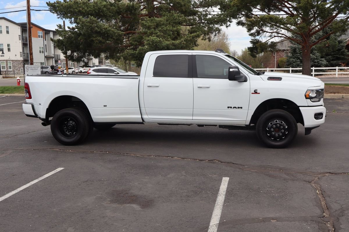 Used 2023 RAM 3500 Big Horn w/ Night Edition AWD/4WD image 3