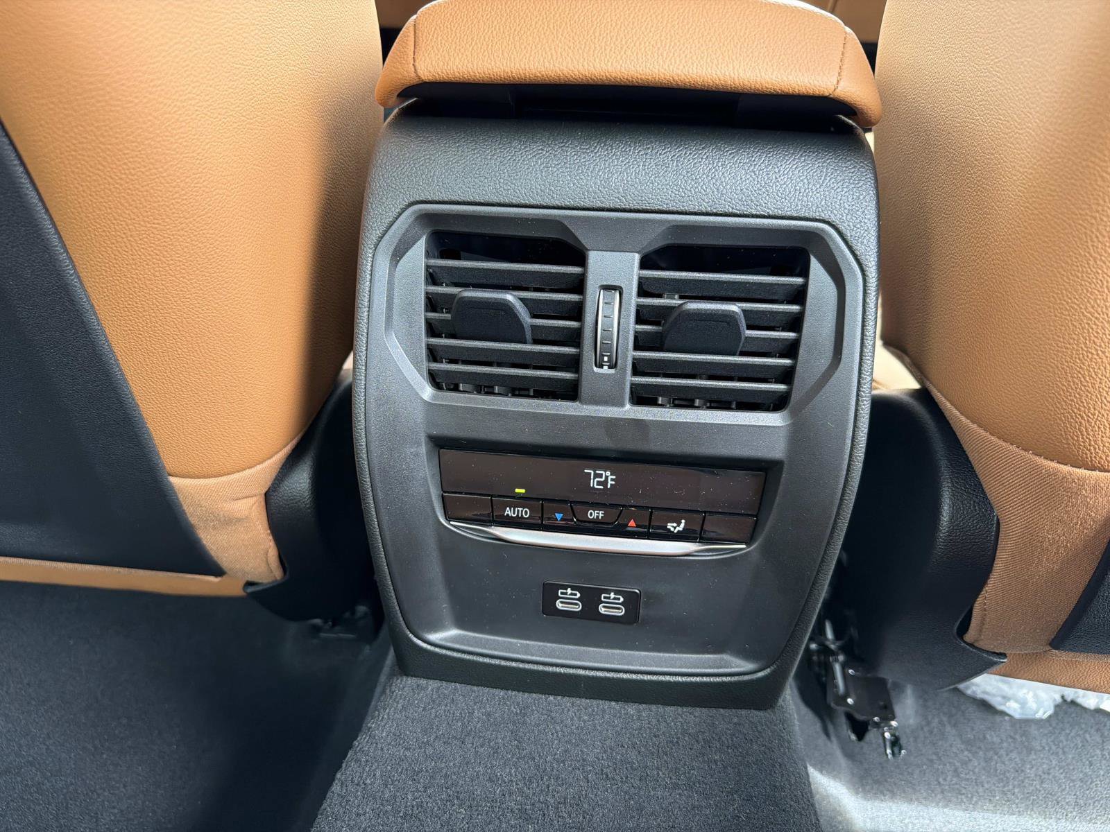 New 2026 BMW 330i Sedan w/ M Sport Package image 19