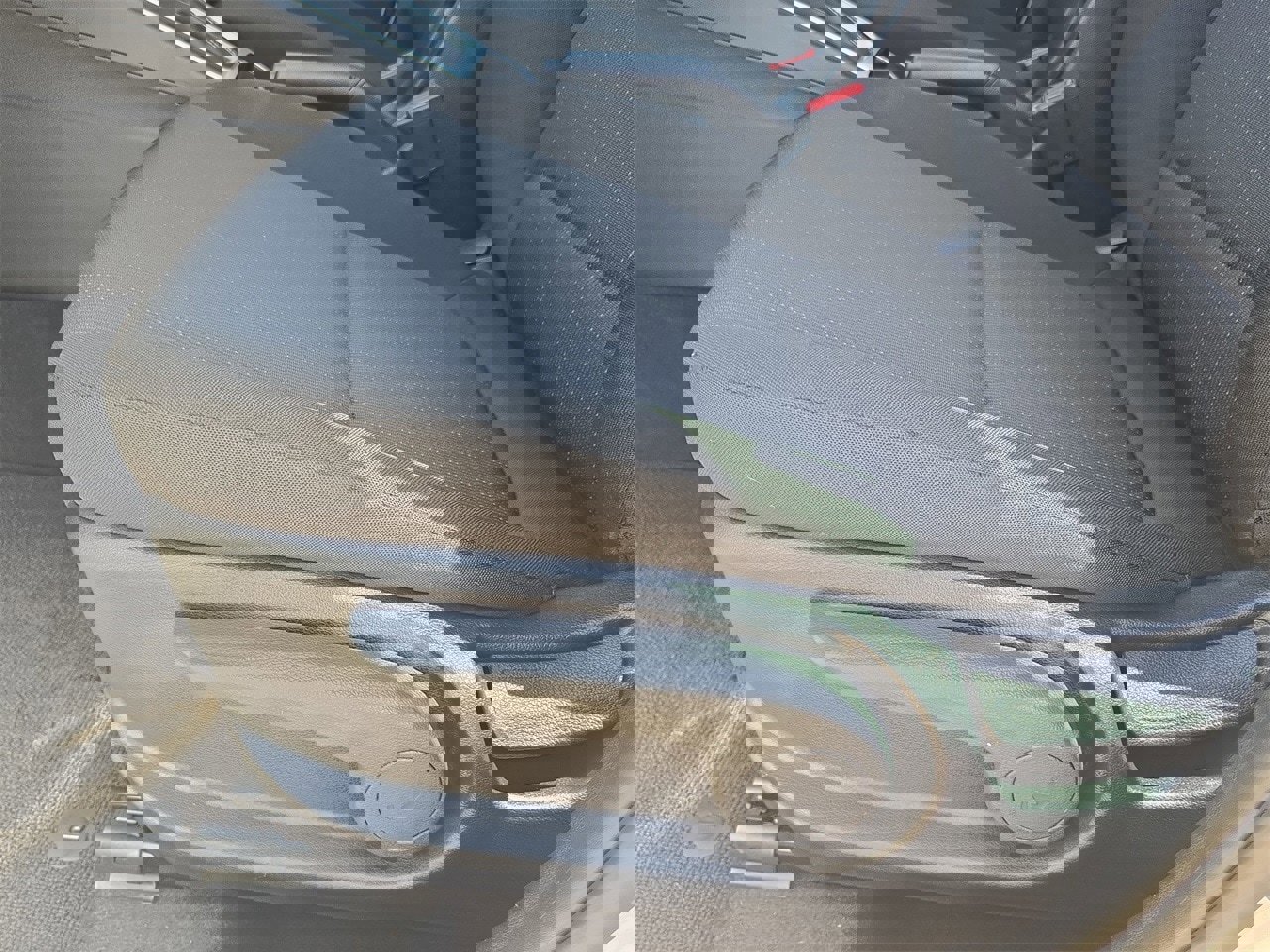 Used 2025 Hyundai Venue SE image 27