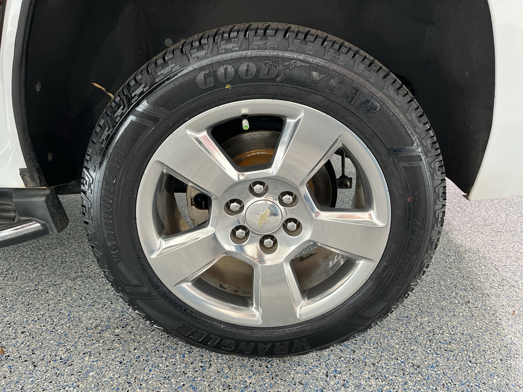 Used 2020 Chevrolet Tahoe Premier AWD/4WD image 36