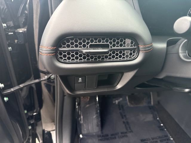 Certified 2025 Honda HR-V Sport image 14