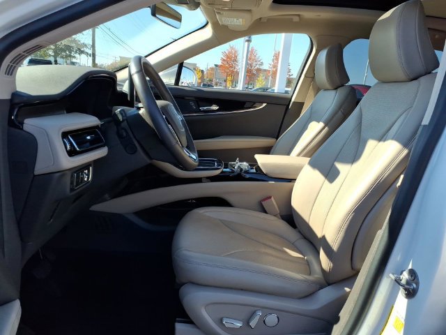 Used 2023 Lincoln Nautilus Reserve w/ Luxury Package AWD/4WD image 19
