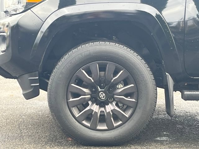 Used 2023 Toyota Tacoma Limited image 8