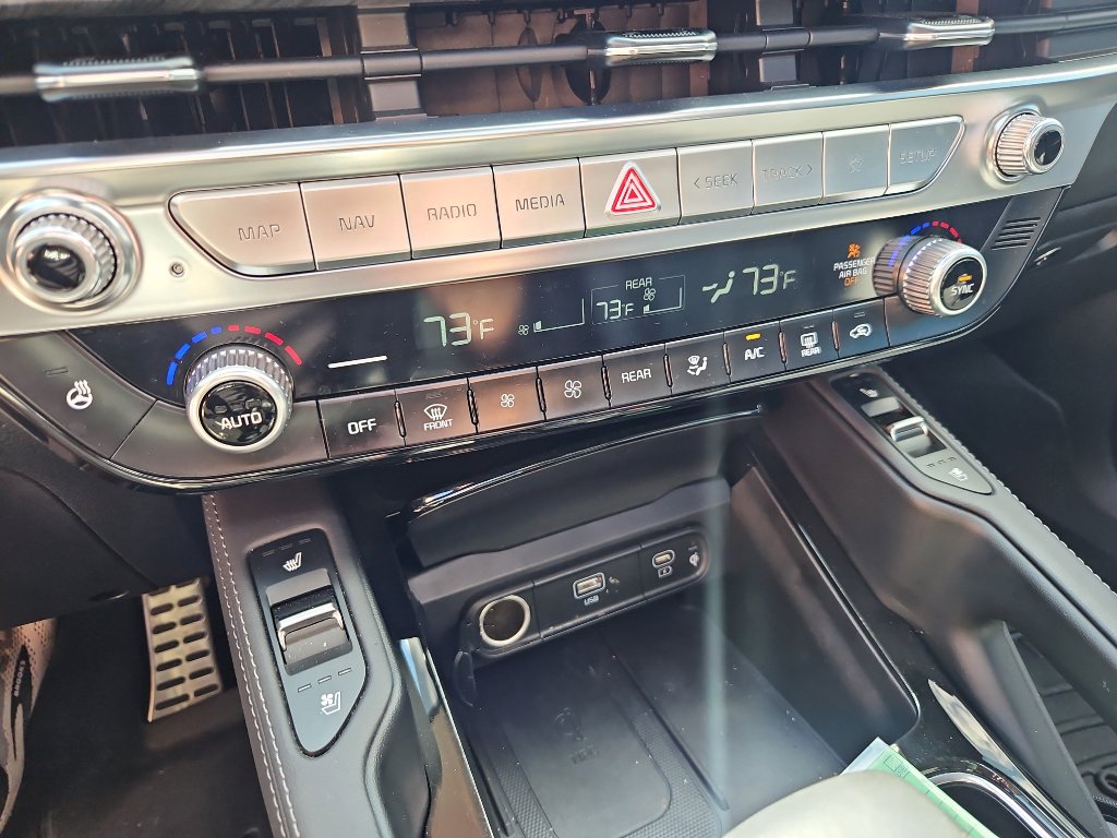 Used 2023 Kia Telluride SX Prestige image 17