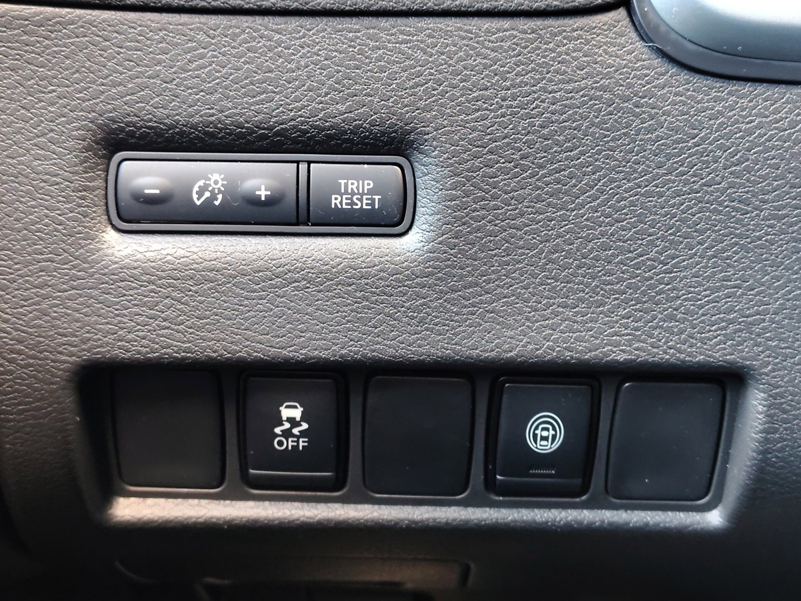 Certified 2024 Nissan Murano SV image 27