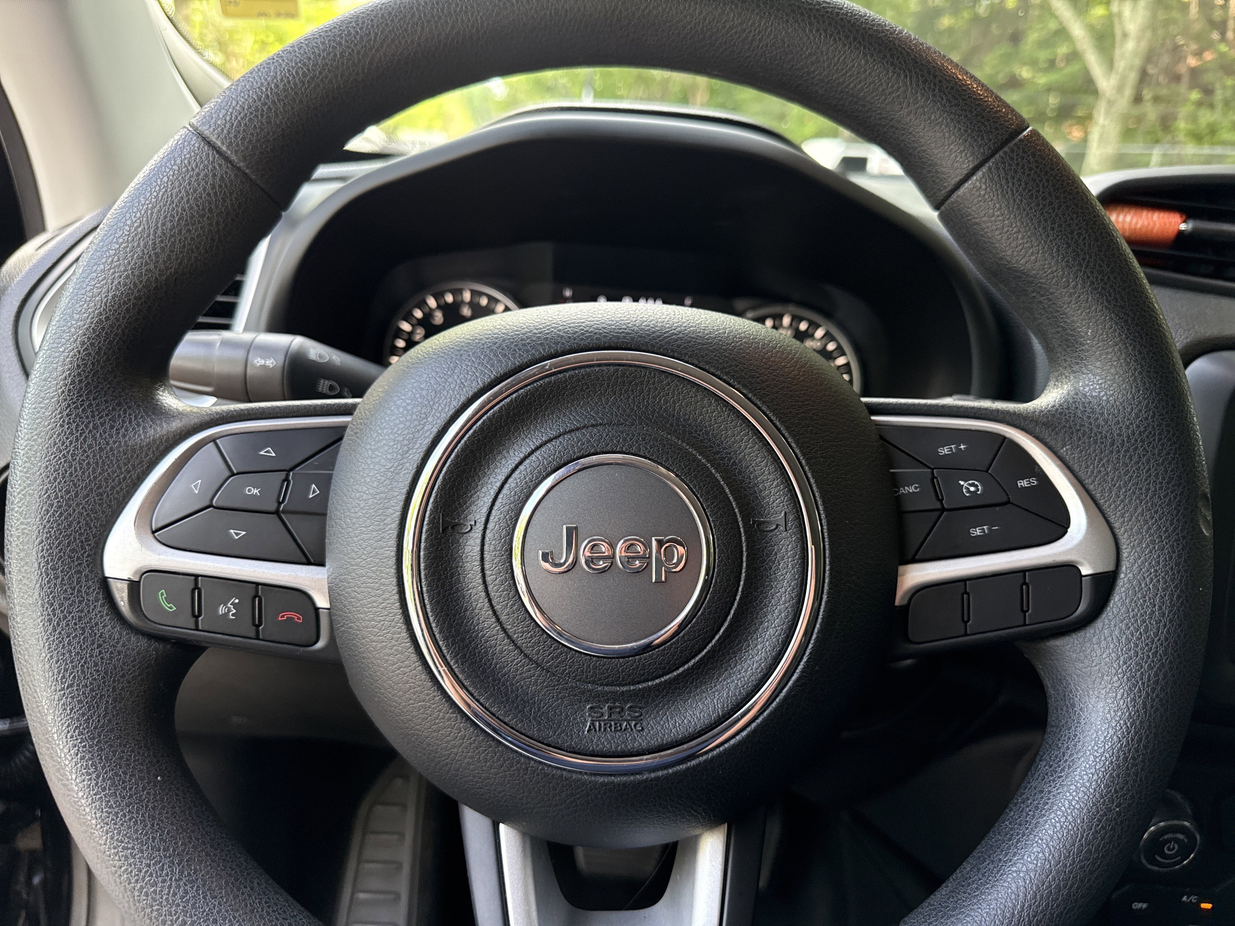 Used 2019 Jeep Renegade Sport w/ UConnect 7.0 Group AWD/4WD image 23