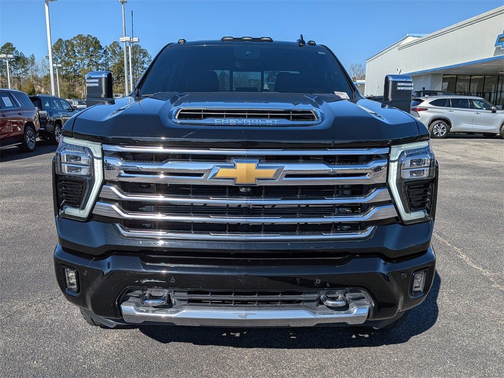 Used 2024 Chevrolet Silverado 2500 High Country w/ High Country Premium Package image 9