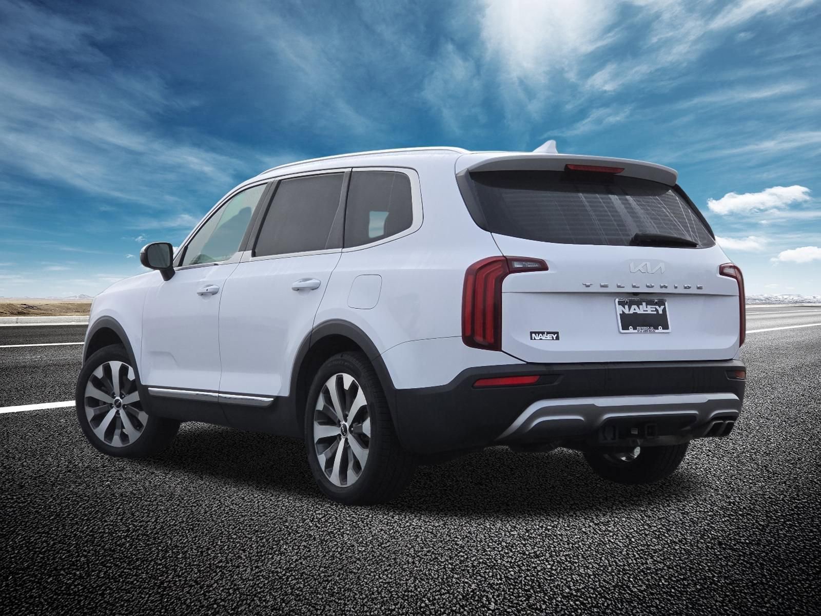 Used 2022 Kia Telluride EX w/ EX Premium Package image 18