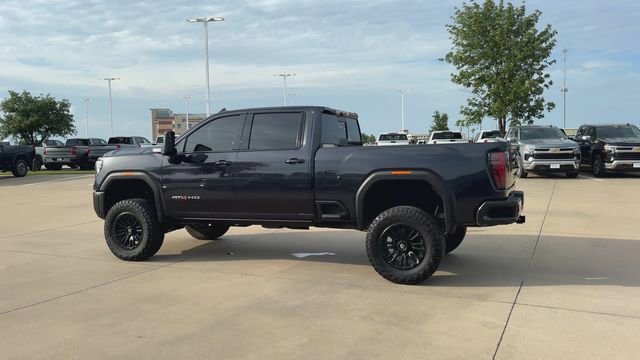 Used 2024 GMC Sierra 2500 AT4 w/ Technology Package AWD/4WD image 7