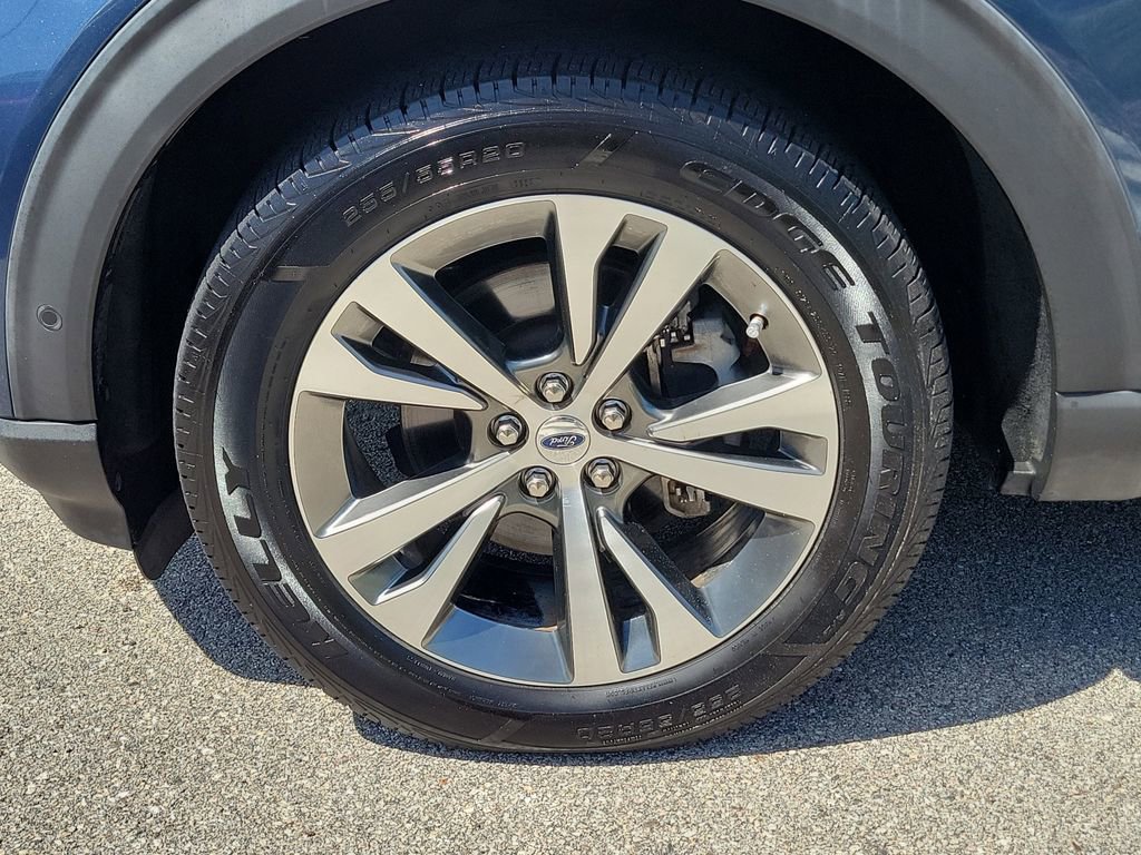 Used 2020 Ford Explorer Platinum image 13