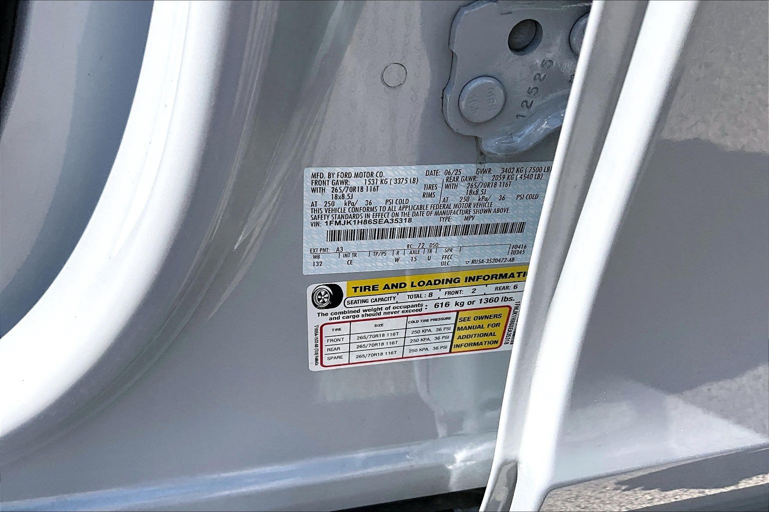 Used 2025 Ford Expedition Max Active RWD image 36