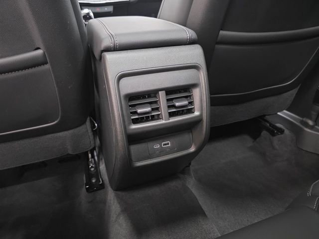 Certified 2023 Cadillac XT4 Premium Luxury AWD/4WD image 34