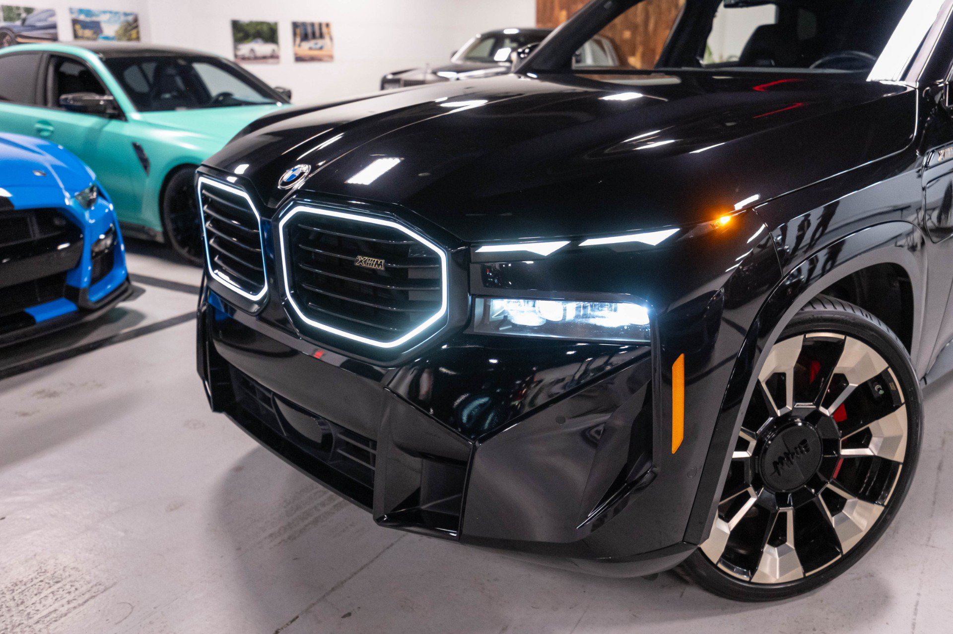 Used 2023 BMW XM w/ M Driver's Package AWD/4WD image 60