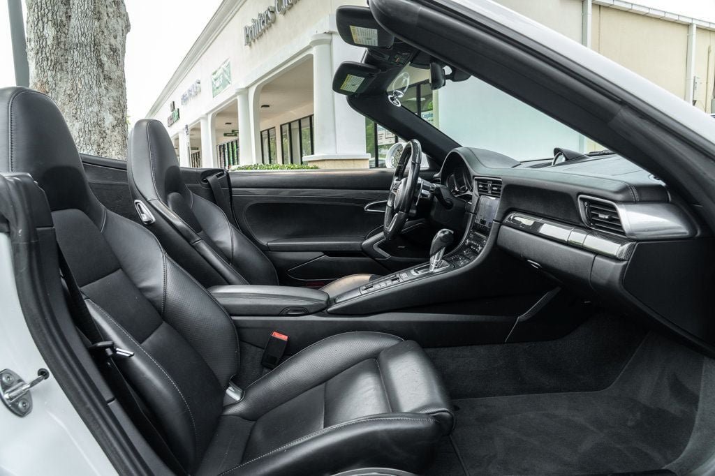 Used 2019 Porsche 911 Turbo S AWD/4WD image 19