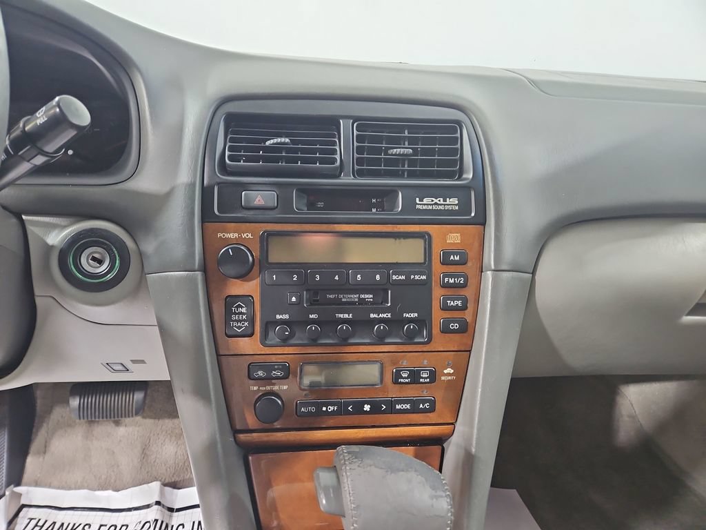 Used 2000 Lexus ES 330 w/ Lexus Value Pkg FWD image 19