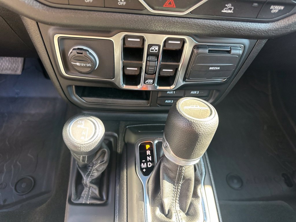 Used 2025 Jeep Gladiator Sport AWD/4WD image 22