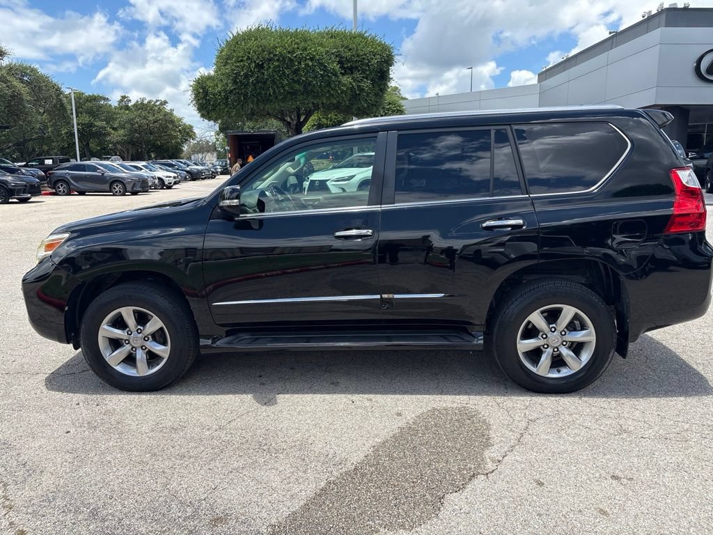 Used 2013 Lexus GX 460 Premium AWD/4WD image 2