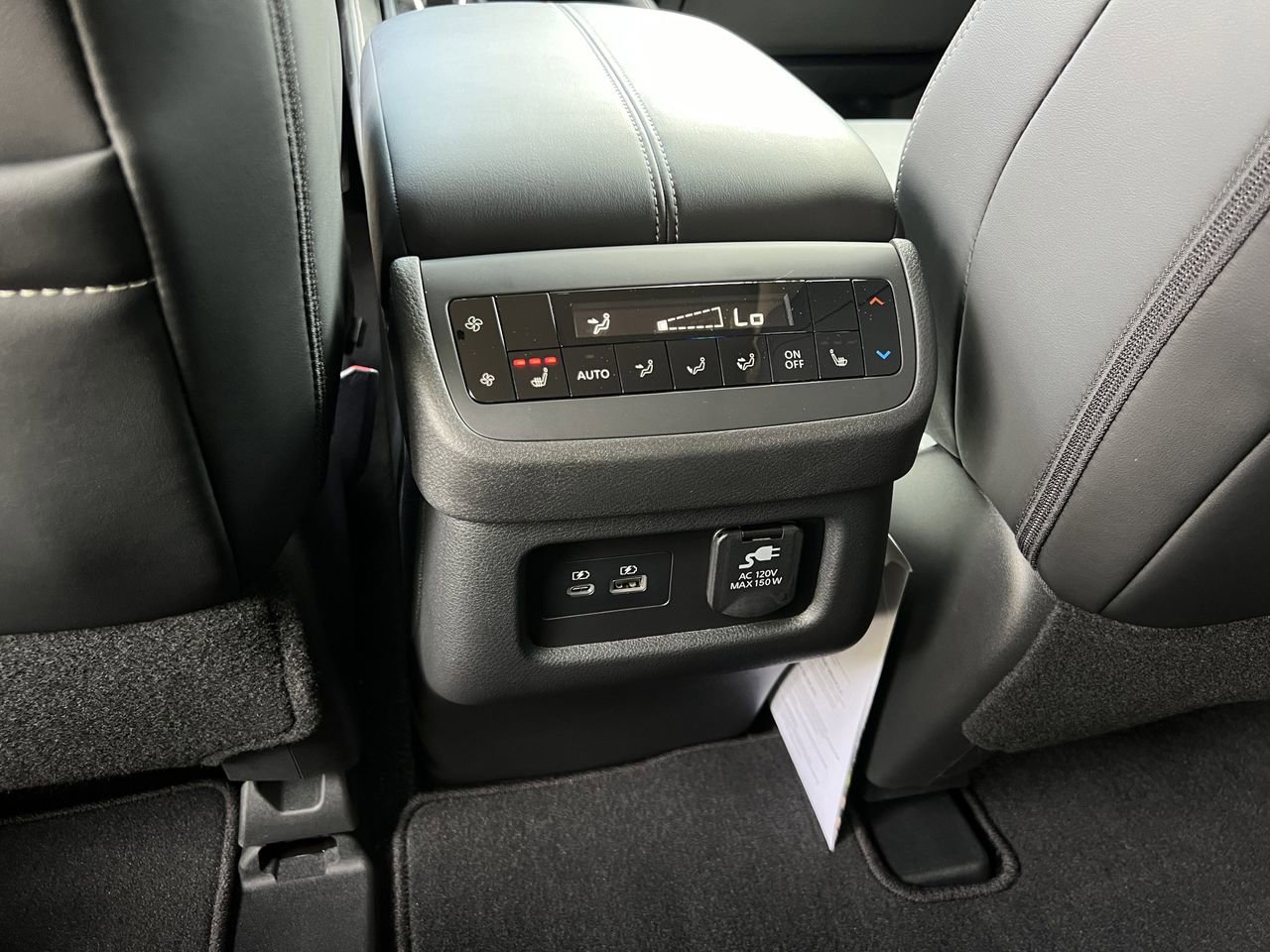 Certified 2025 Nissan Pathfinder Platinum w/ Cargo Package AWD/4WD image 27