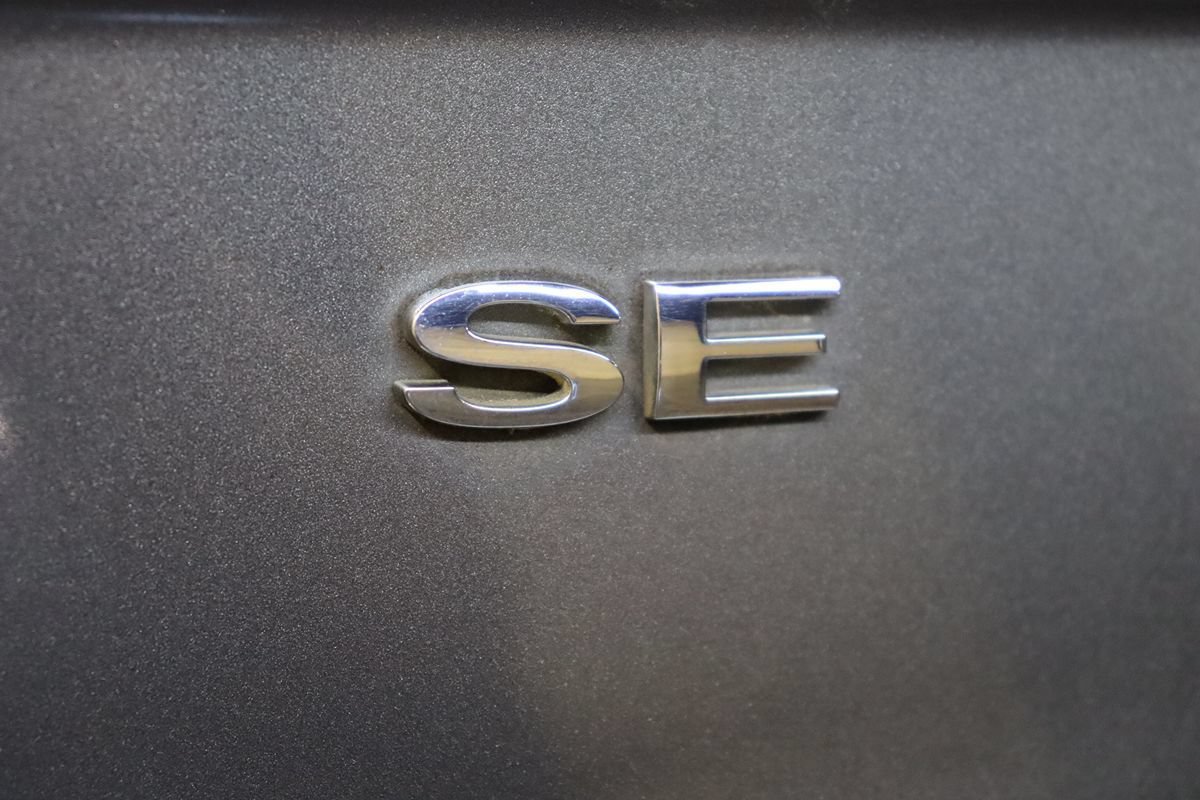Used 2011 Ford Fusion SE w/ 201A Rapid Spec Order Code FWD image 19