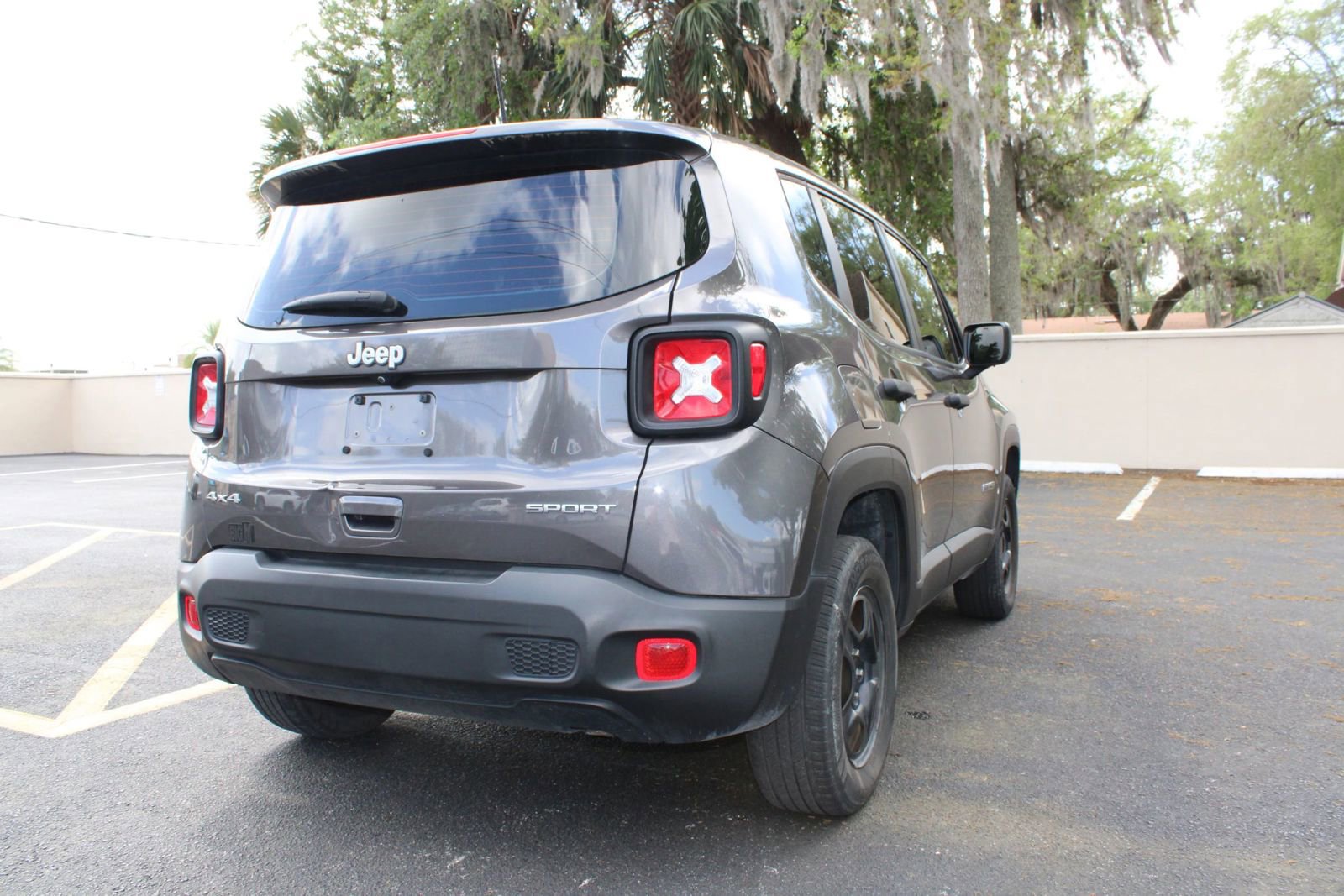 Used 2021 Jeep Renegade Sport image 18
