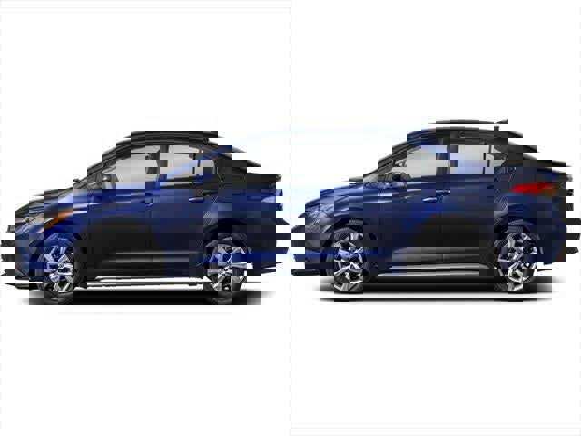 Used 2025 Toyota Corolla LE image 3