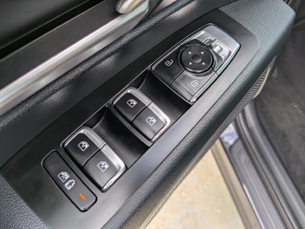 Certified 2025 Kia Telluride LX FWD image 20