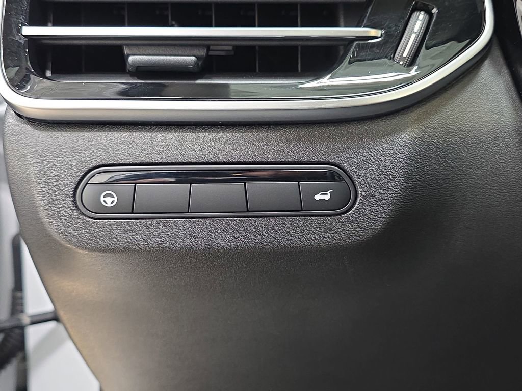 Certified 2026 INFINITI QX60 Luxe w/ Cargo Package image 23