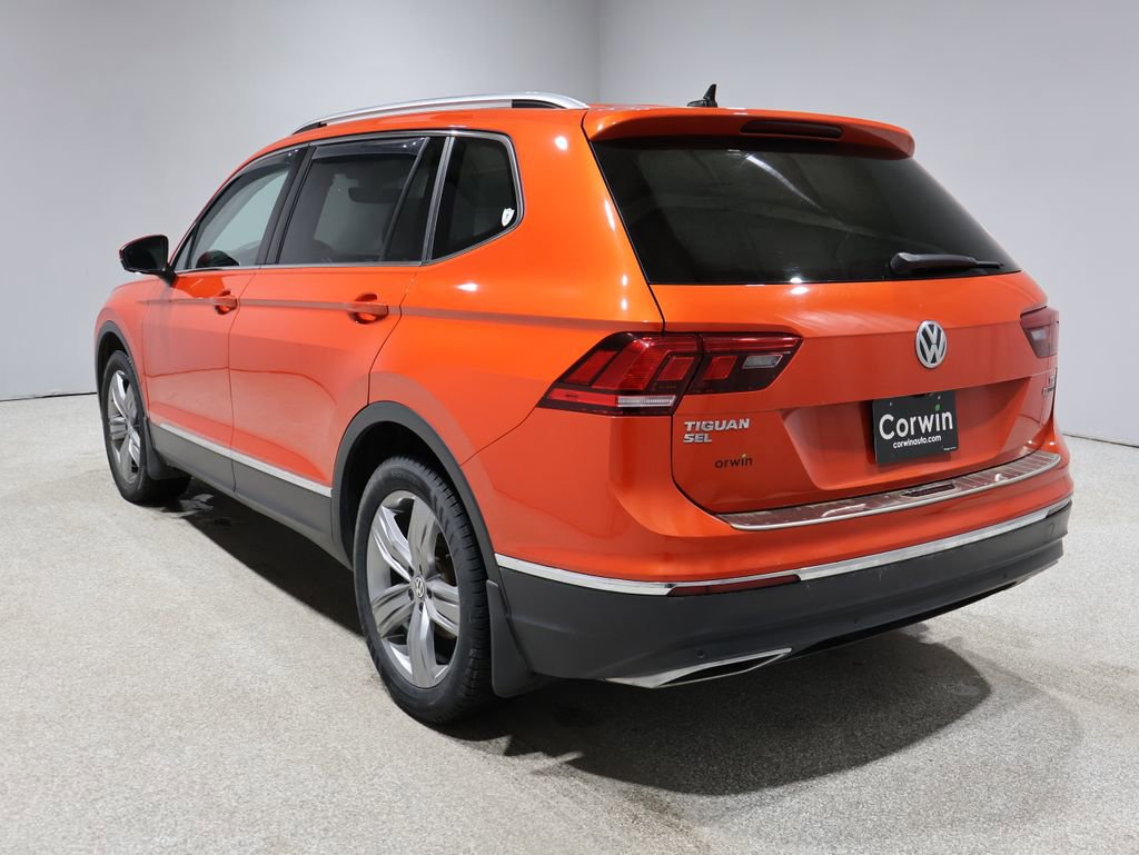 Used 2018 Volkswagen Tiguan SEL Premium w/ 3rd Row Seat Package image 6