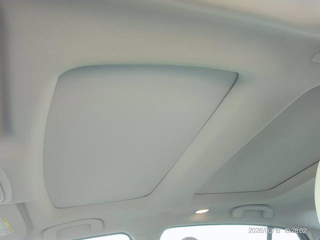 Used 2017 Nissan Maxima Platinum image 10