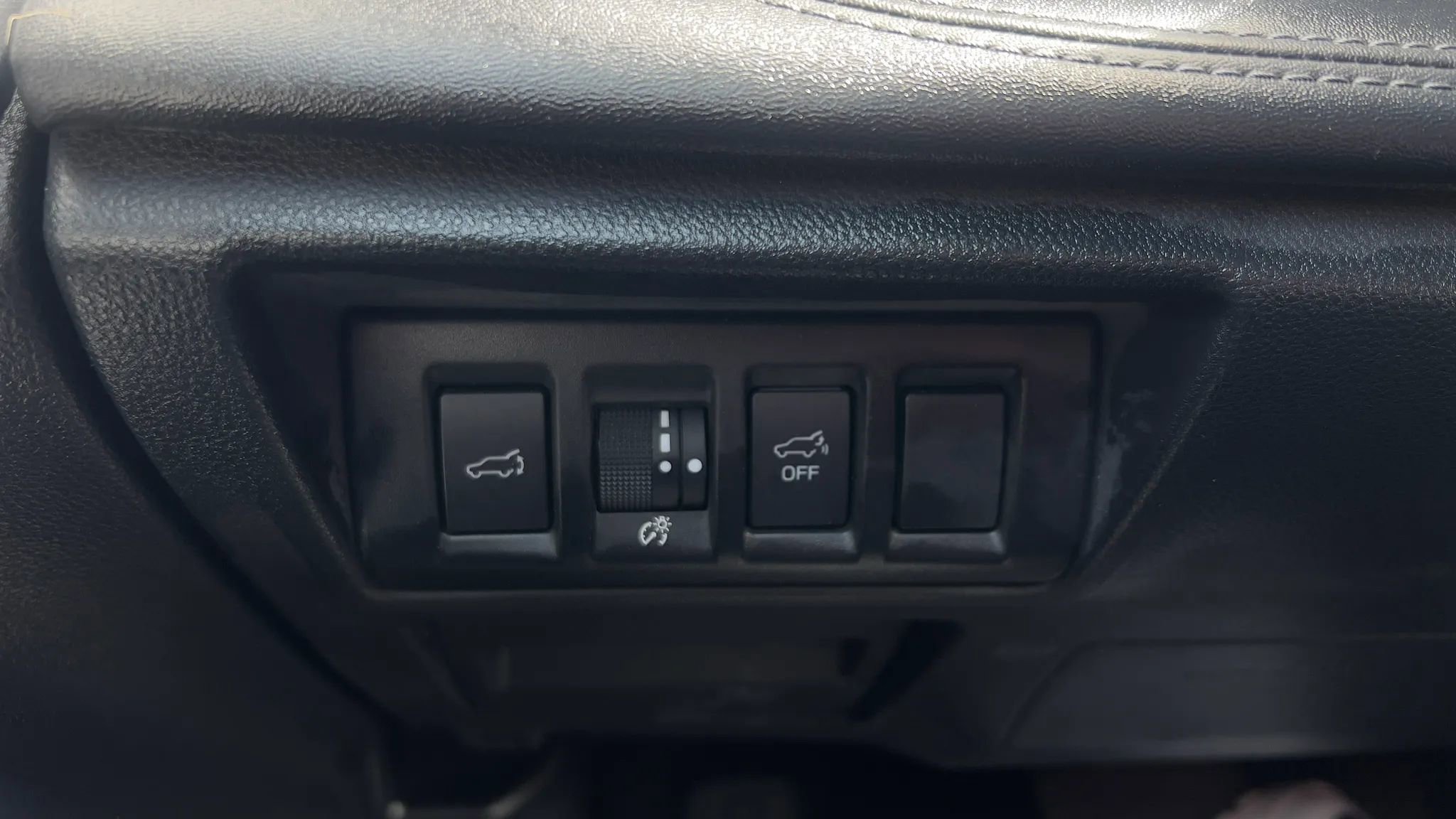 Used 2020 Subaru Outback Limited image 40