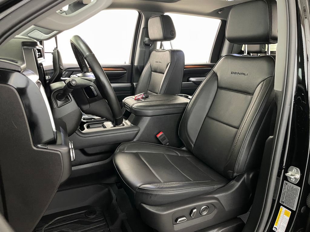 Certified 2025 GMC Sierra 3500 Denali w/ Denali Reserve Package AWD/4WD image 29