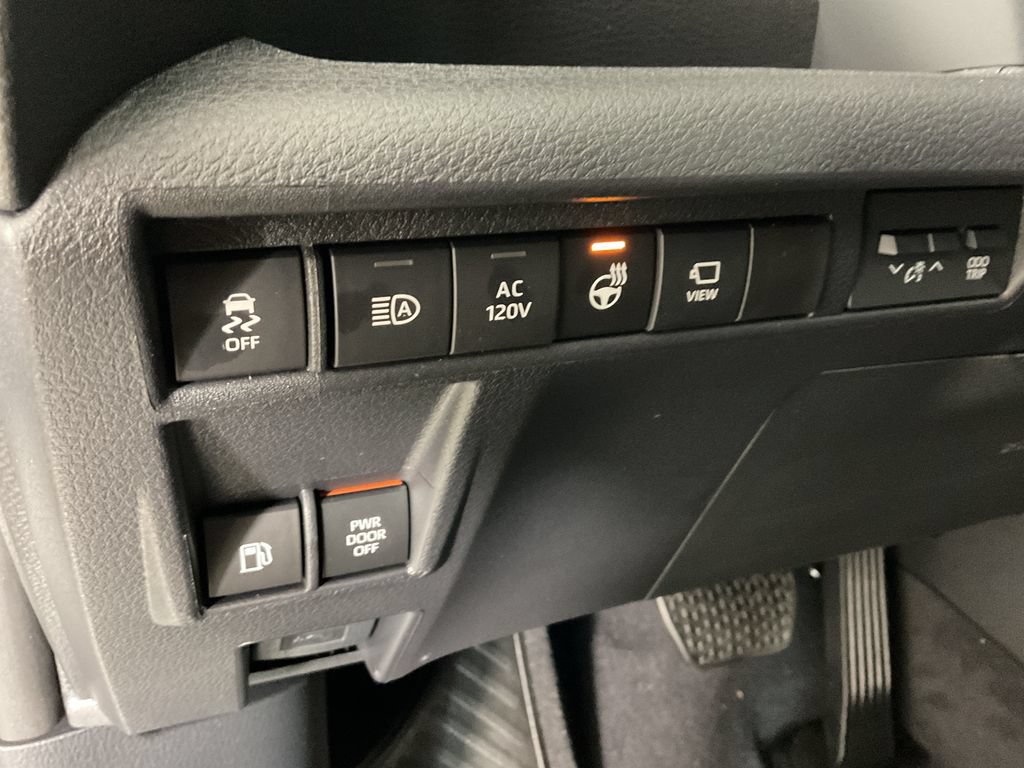 New 2026 Toyota Sienna Platinum AWD/4WD image 18