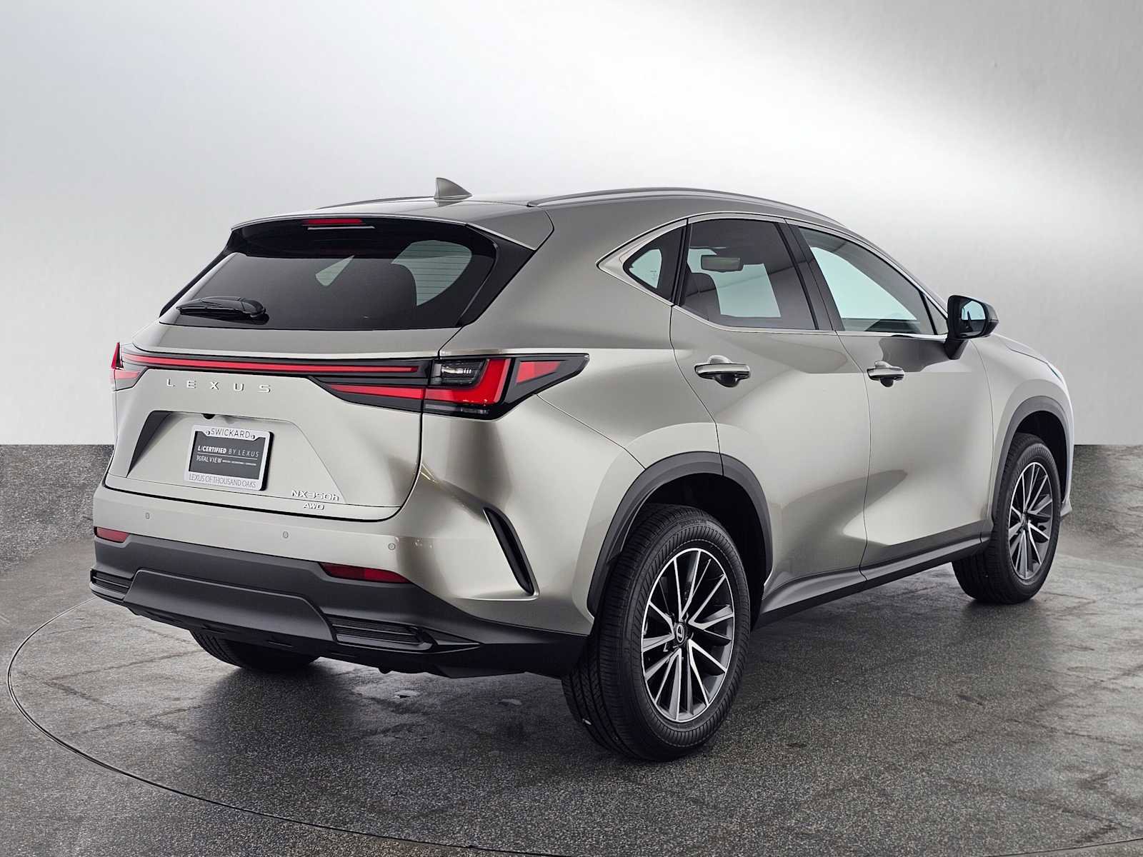Used 2026 Lexus NX 350h AWD w/ Cold Area Package image 3