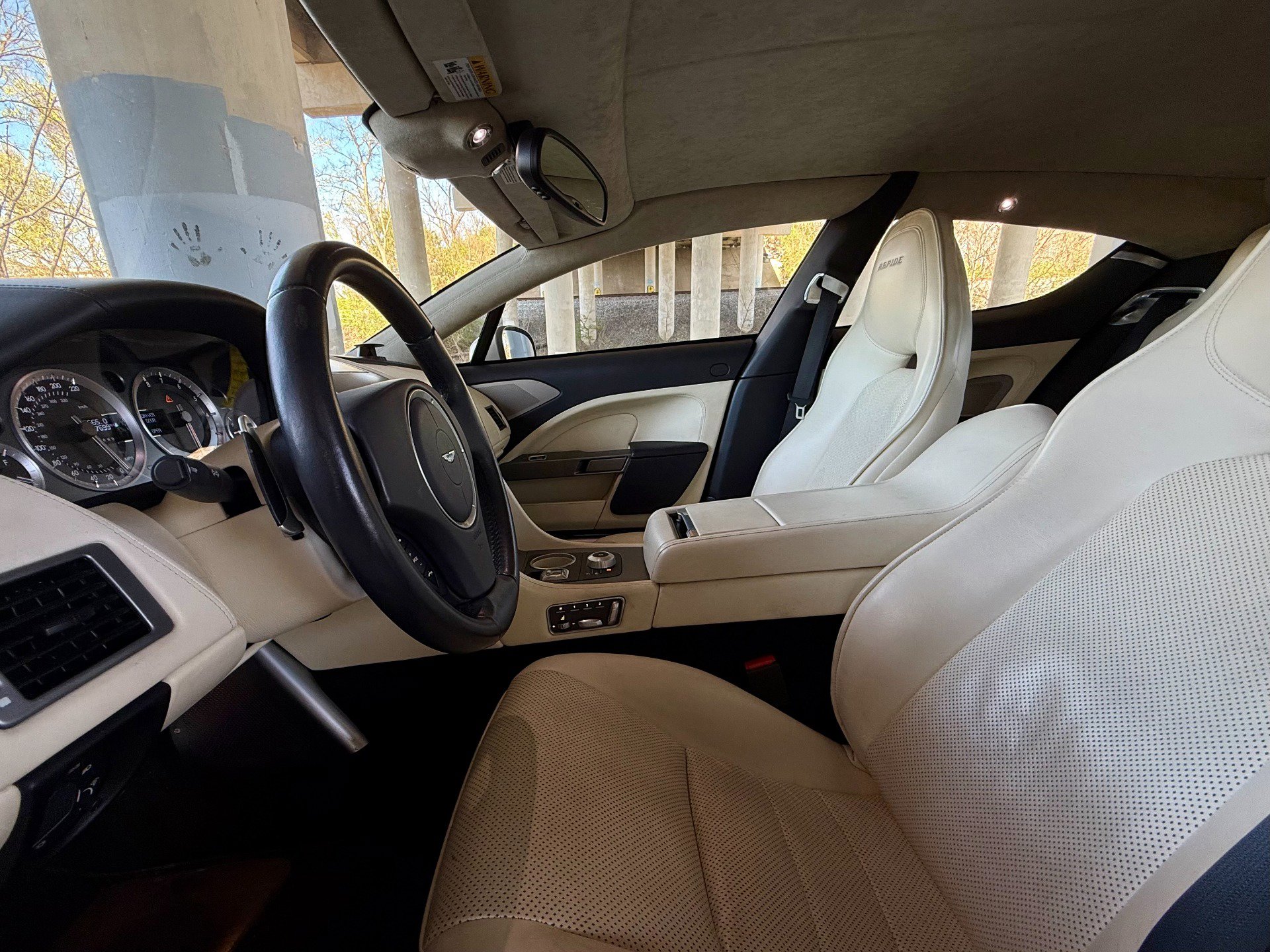Used 2011 Aston Martin Rapide Luxe image 9