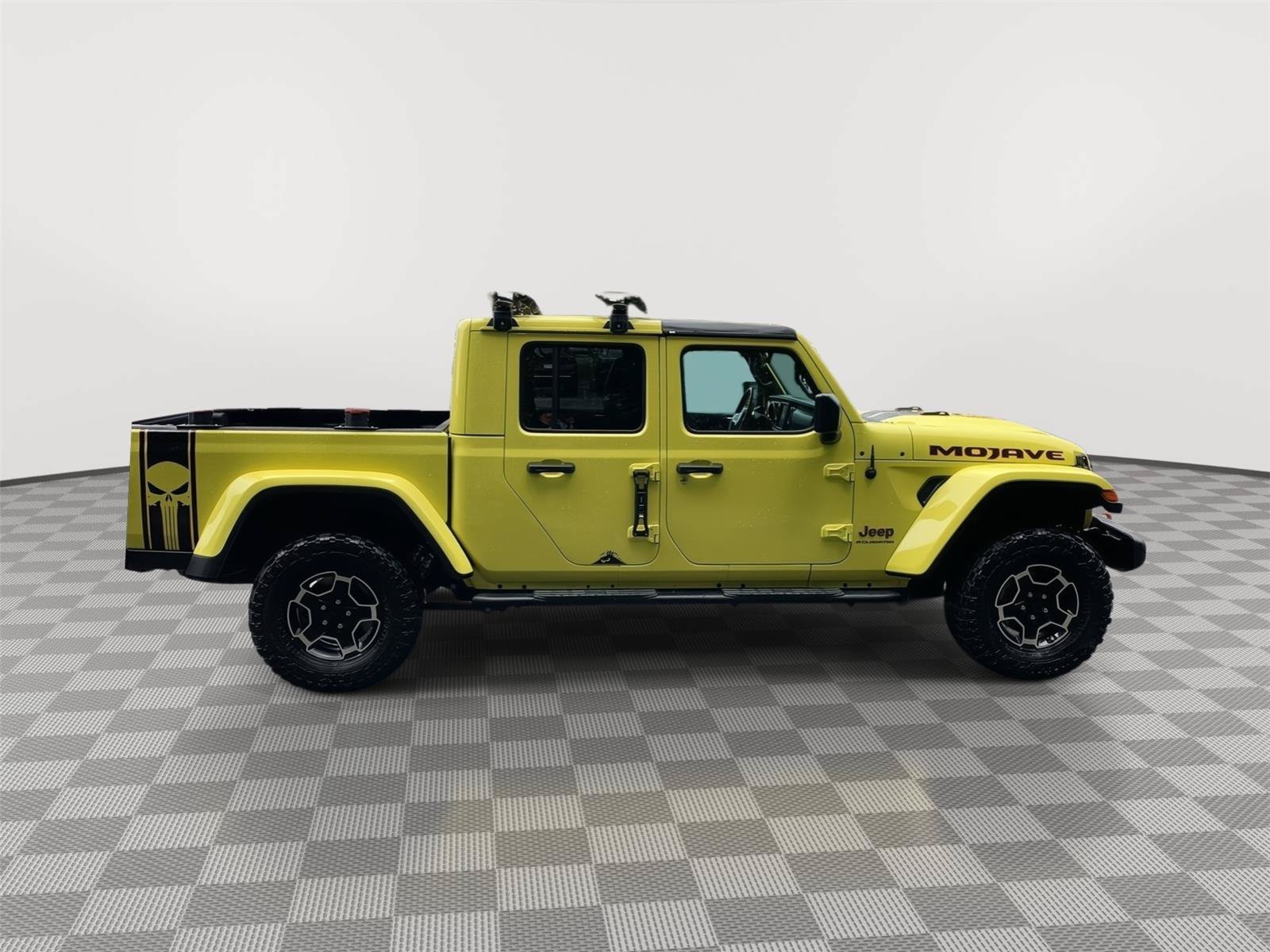 Used 2023 Jeep Gladiator Mojave w/ Dual Top Group AWD/4WD image 6